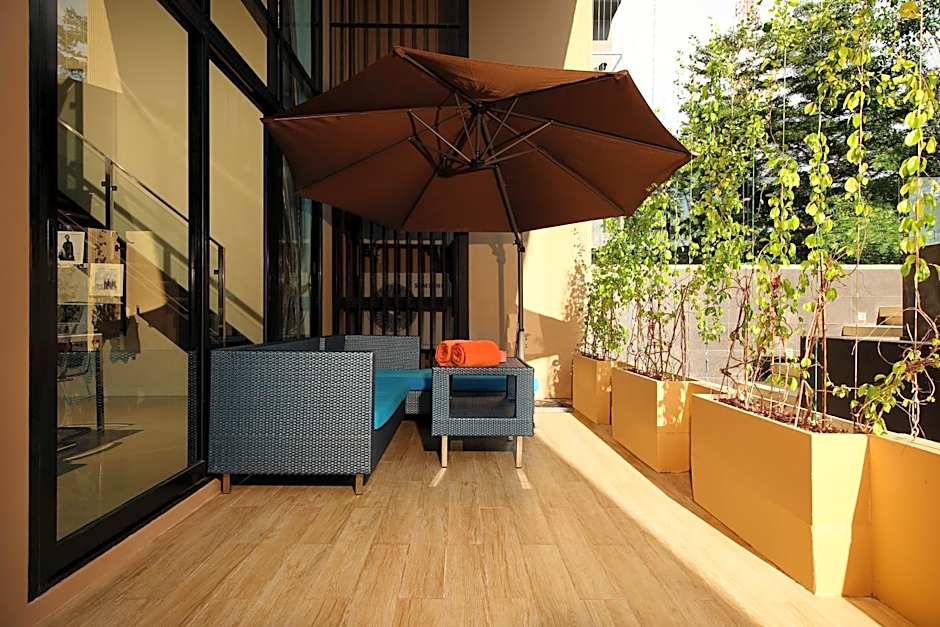 The Aristo by Holy Cow, 4-BR loft, 150 m2, pool view