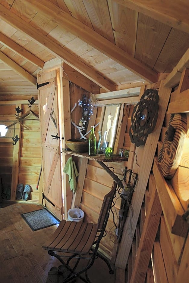 Les Cabanes De Pyrene