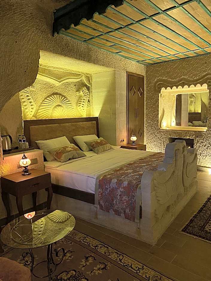 Mesken Cave Suites