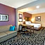 La Quinta Inn & Suites by Wyndham Weatherford OK