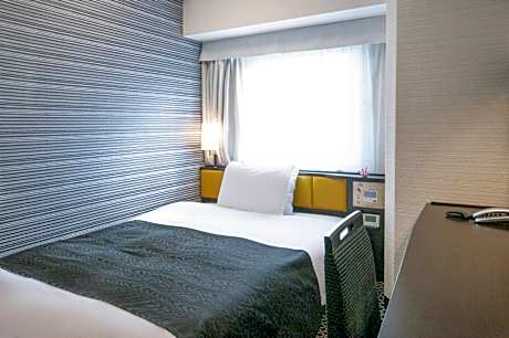 Single Room - Non-Smoking