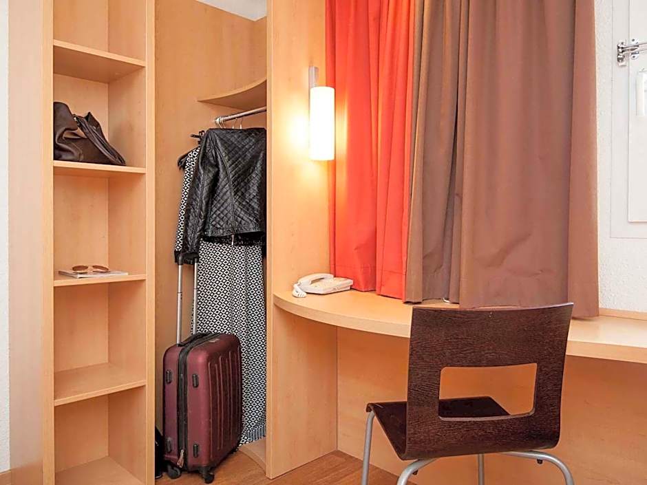 ibis Avallon