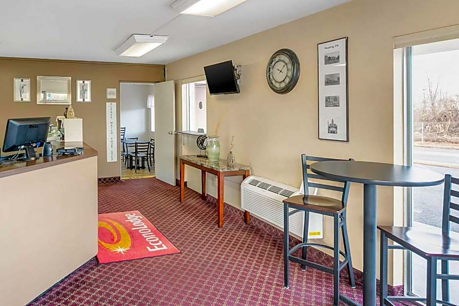 Econo Lodge Northeast