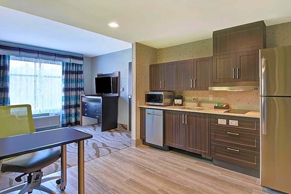 Homewood Suites By Hilton Savannah Airport