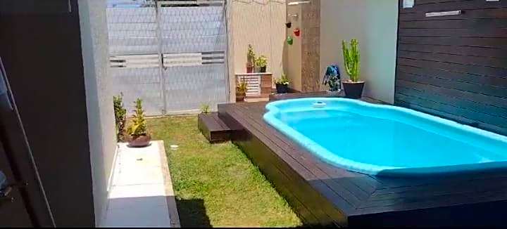 Casa com Piscina perto da praia