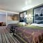 Super 8 by Wyndham Bernalillo