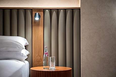 Deluxe Room with New City View