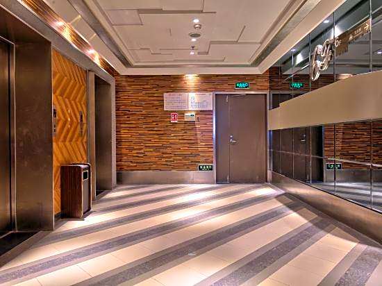 Ease Hotel (Ningbo Tianyi Sqaure Jiangxiaqiao Metro Station)