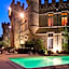 Hostellerie du Chateau des Fines Roches