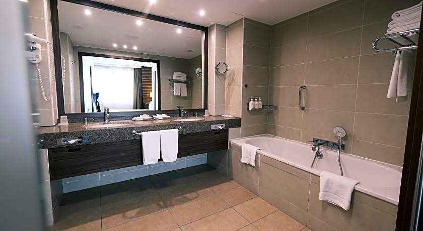 Holiday Inn Almaty By IHG