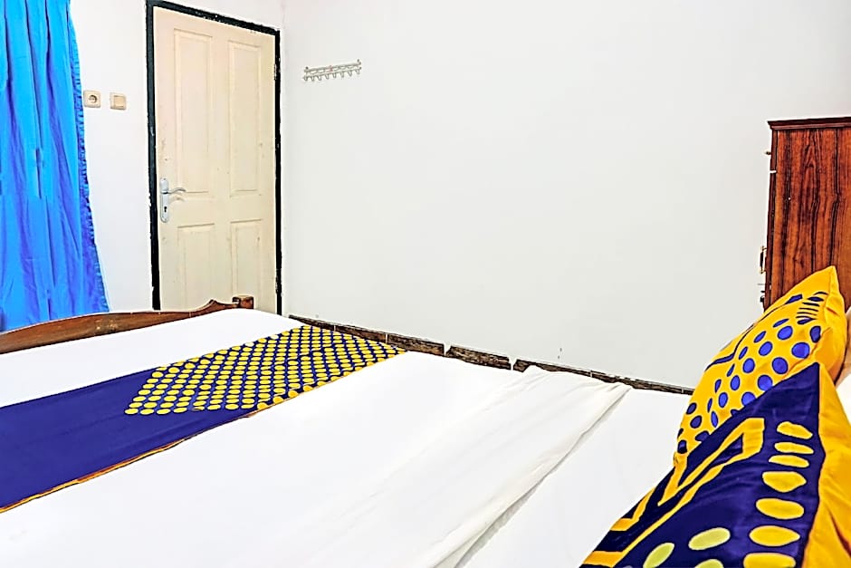 OYO Life 91896 Kost Bu Dewi Syariah