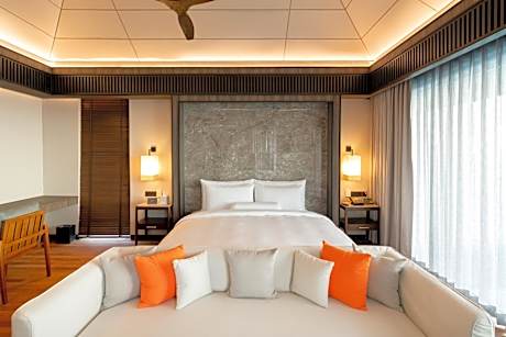 Grand Madifushi Aqua Pool Villa