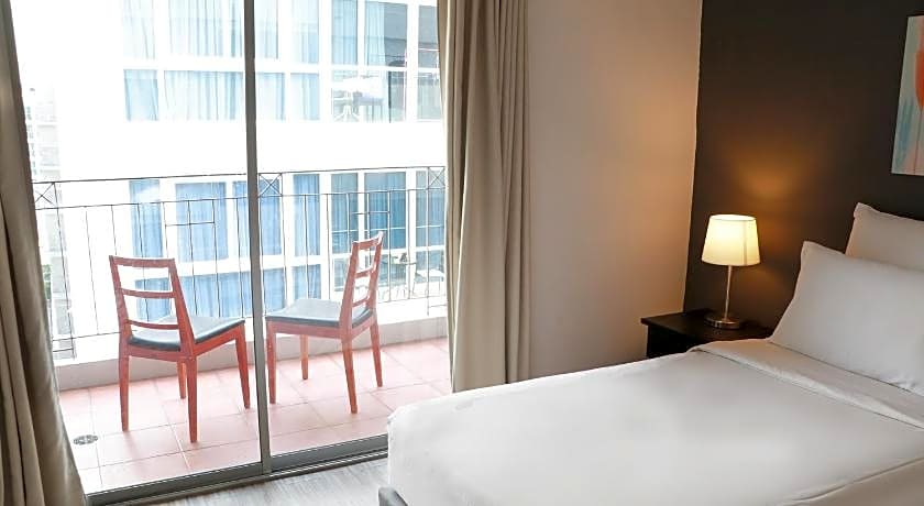 Journeyhub Pattaya Central