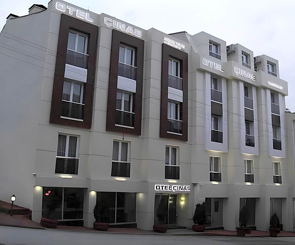 Cinas Hotel