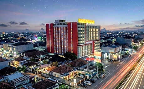 Atrium Premiere Hotel