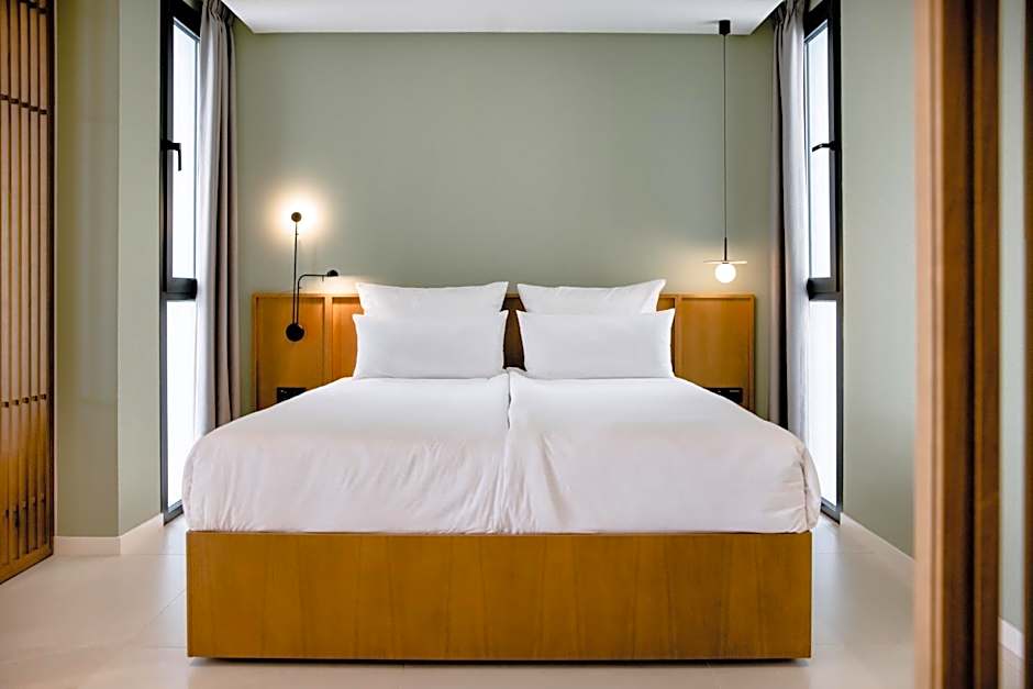 THE FLAG HOTEL Marbella, Estepona Adult Recommended
