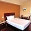 Travelodge by Wyndham Harbor City