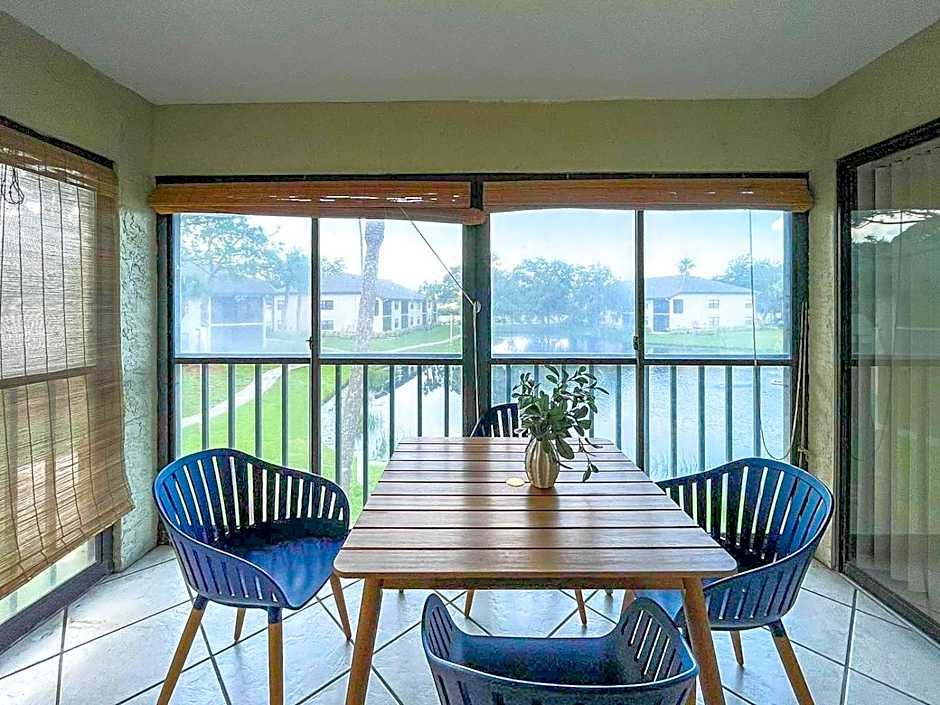 Spacious Shorewalk 2B-2B Condo near Anna Maria Island, Beaches & IMG Academy