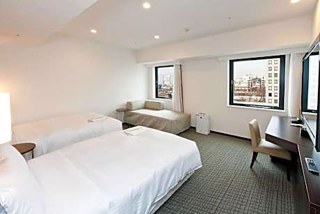 Premium + Sofa Twin Room - Non-Smoking