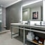 Cambria Hotel Philadelphia Downtown Center City