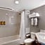 Best Western Plus Commerce Hotel