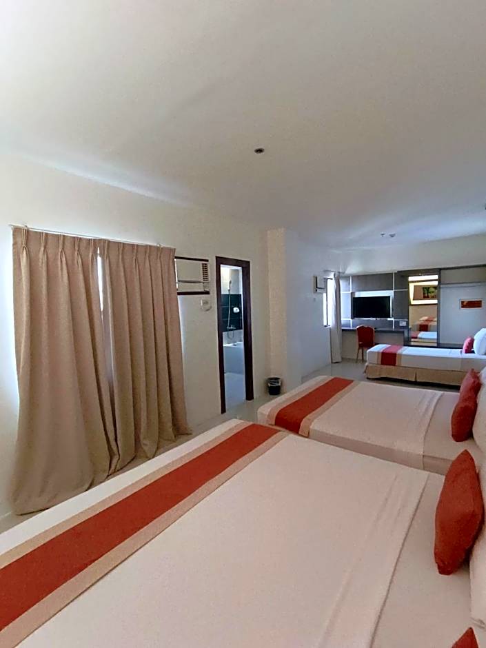 Southpole Central Hotel