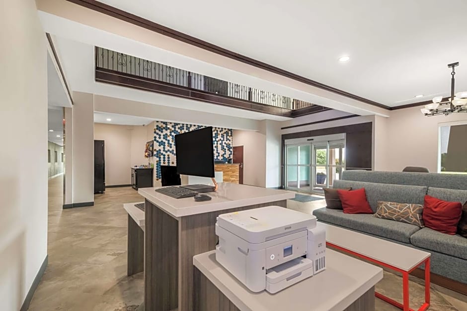 Best Western Bowie Inn & Suites
