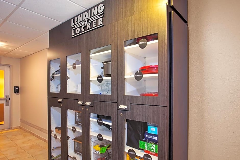 Candlewood Suites Kenosha By IHG