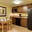 Celebration Suites At Old Town