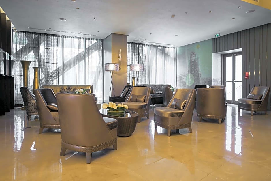 The Legacy Luxury Hotel