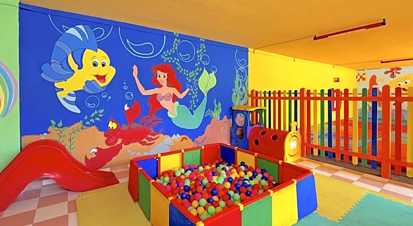 Iberostar Waves Bouganville Playa