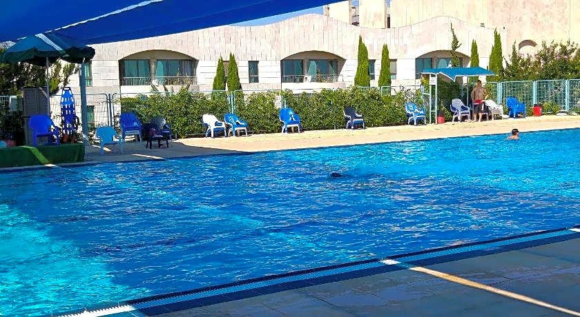 Shoresh Green Hills Hotel