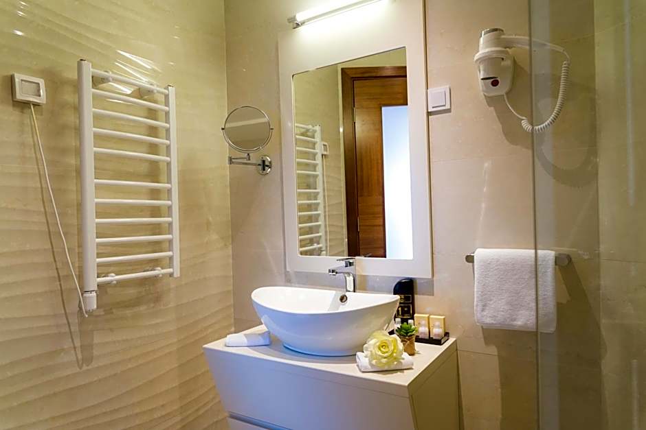 Hotel Kadmo by Aycon