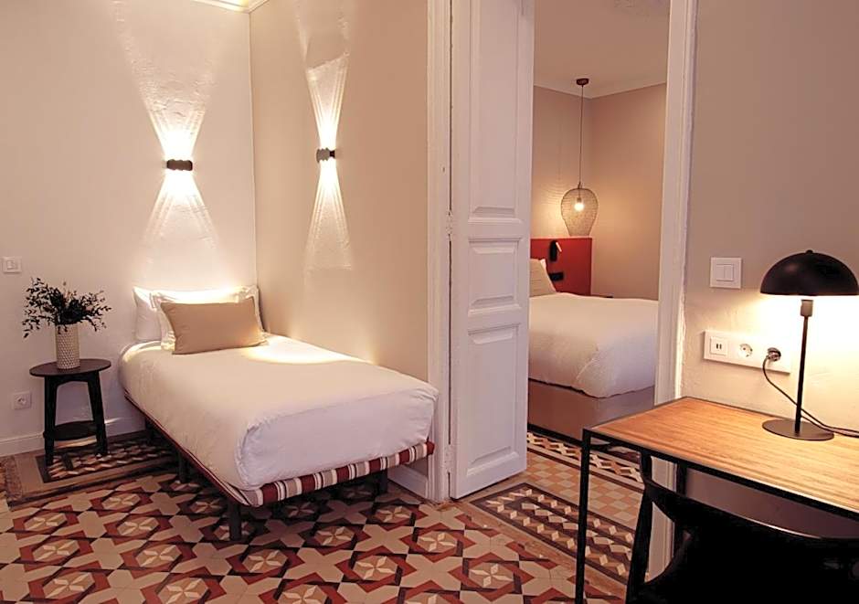 VALOLA Boutique Rooms