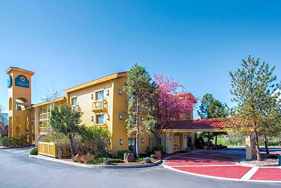 La Quinta Inn & Suites by Wyndham Denver Westminster Mall
