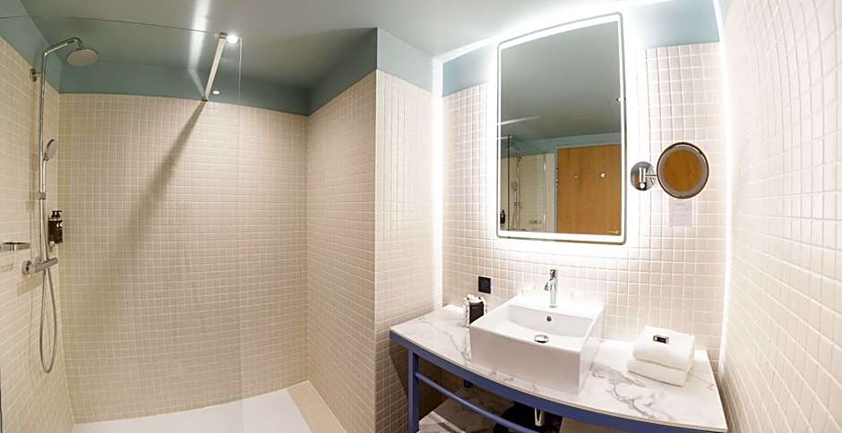 KOPSTER Hotel Residence Paris Ouest Colombes