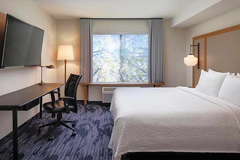 Fairfield Inn & Suites by Marriott Kelowna