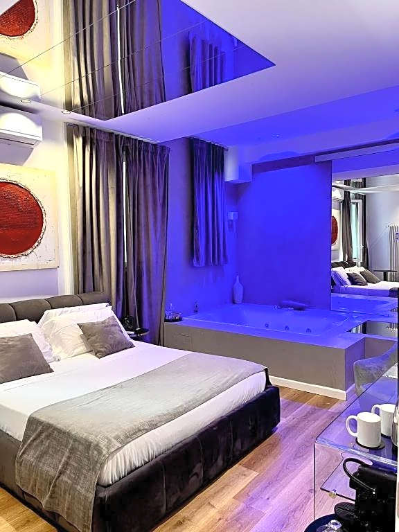 Maximum hub suite&spa