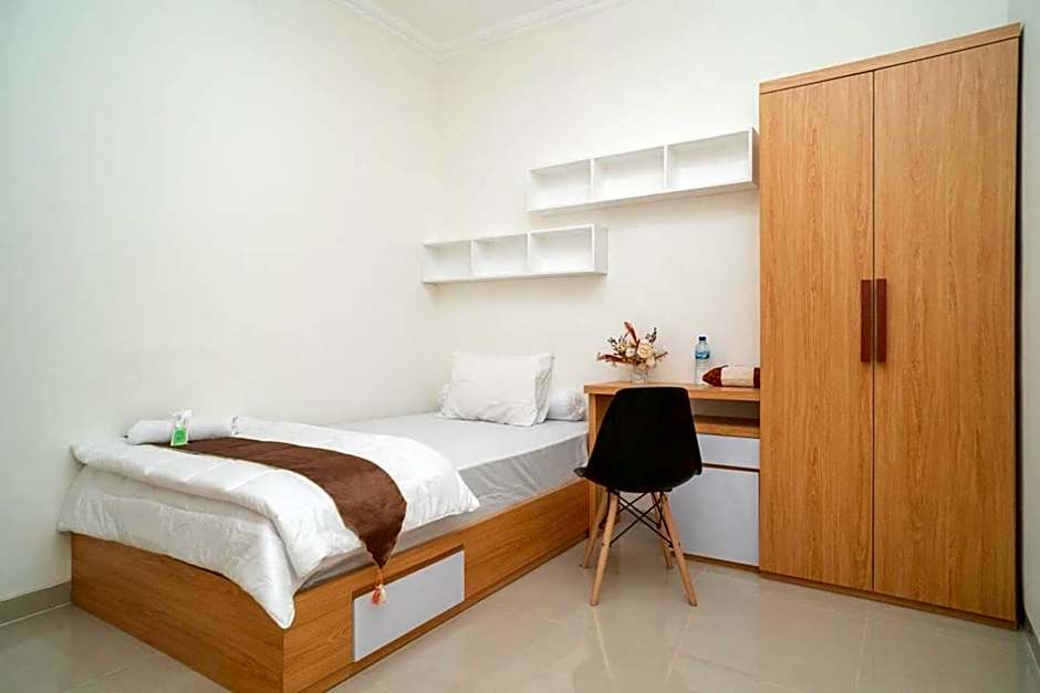 Griya Daffarra near UGM Yogyakarta Mitra RedDoorz