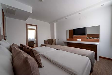 Comfort Suite with Balcony