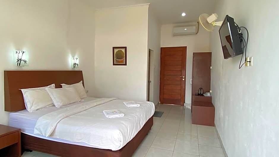 Rogate Beach Hotel