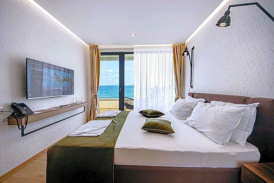 Olive Villas Beach Hotel