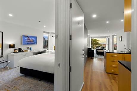 Two-Bedroom Apartment – Mountain View