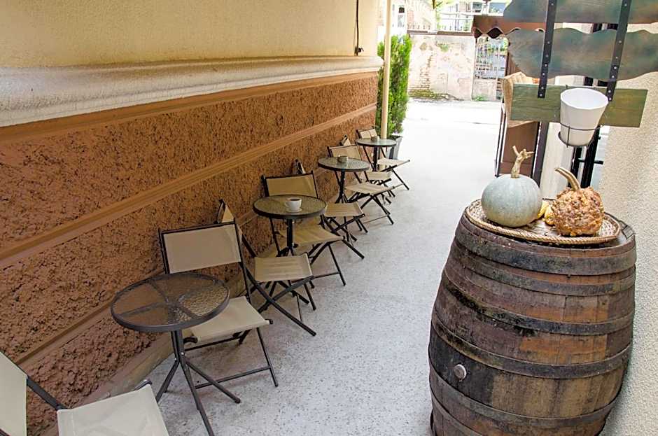 Hotel Imperial House