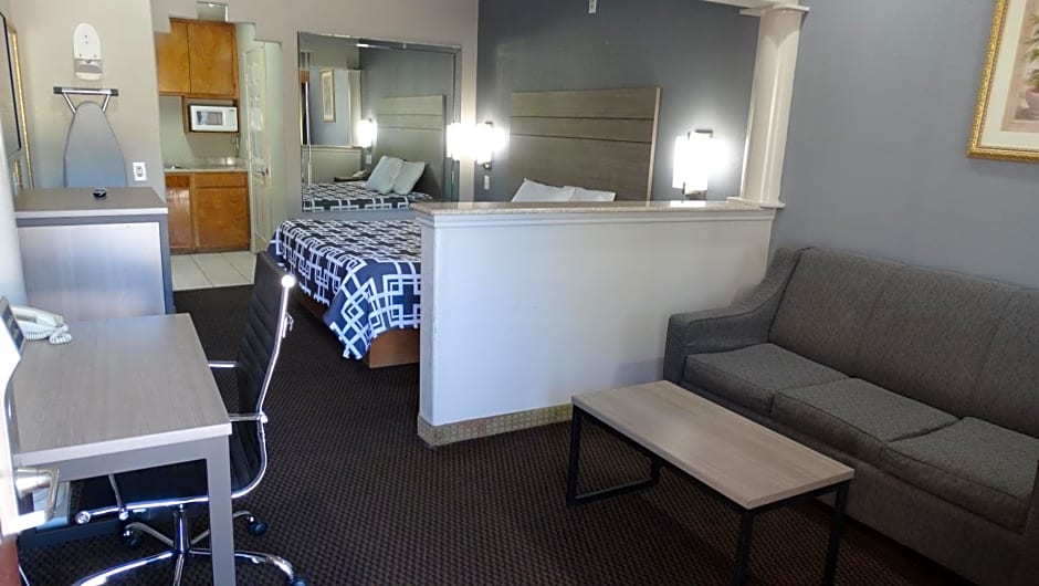 Regency Inn and Suites Humble