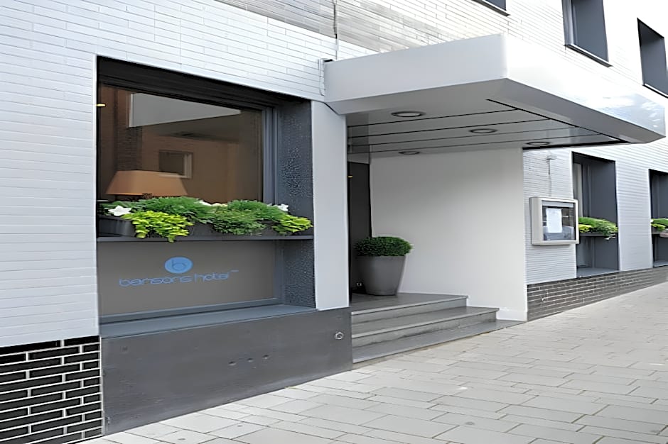 Bensons Hotel
