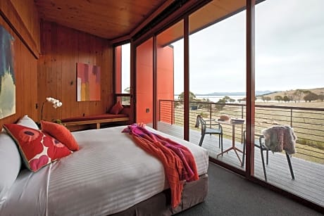 Iron Creek Bay Estate