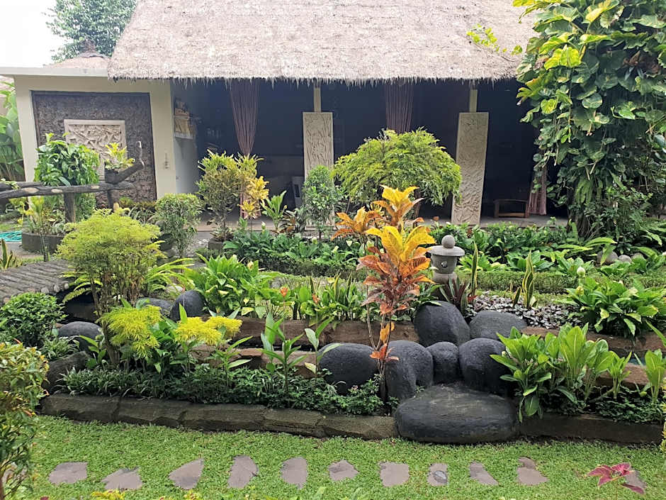 Liyer Spirit House                                                                              