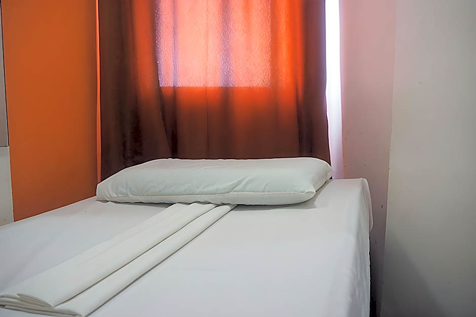 G-Galyx Inn Hotel