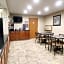 Super 8 by Wyndham Newton